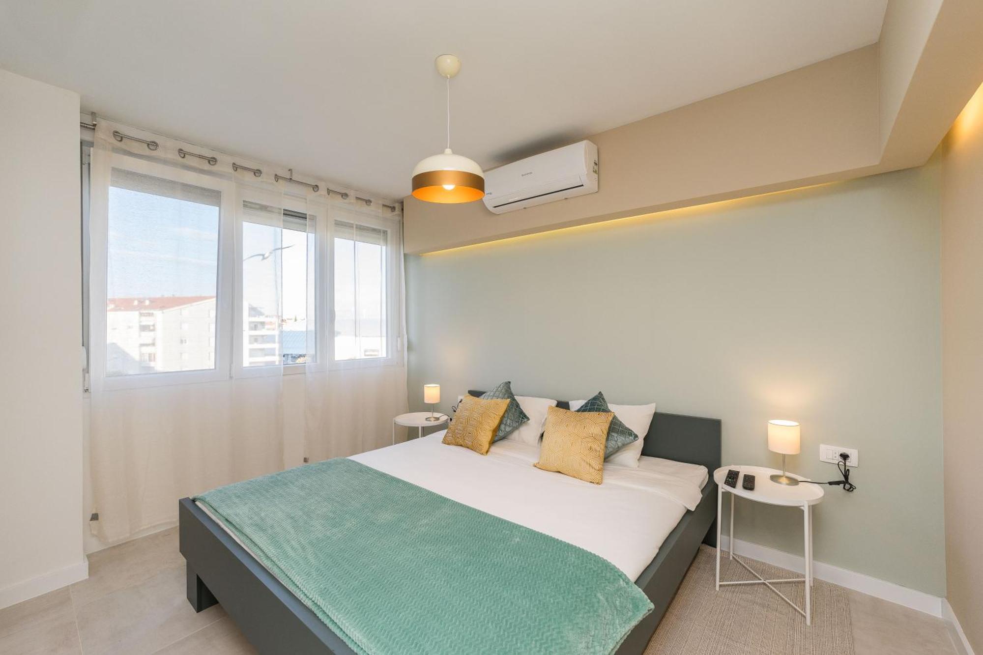 With Freeparking Guest house